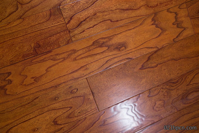 Elm wood multilayer relief YDU-19